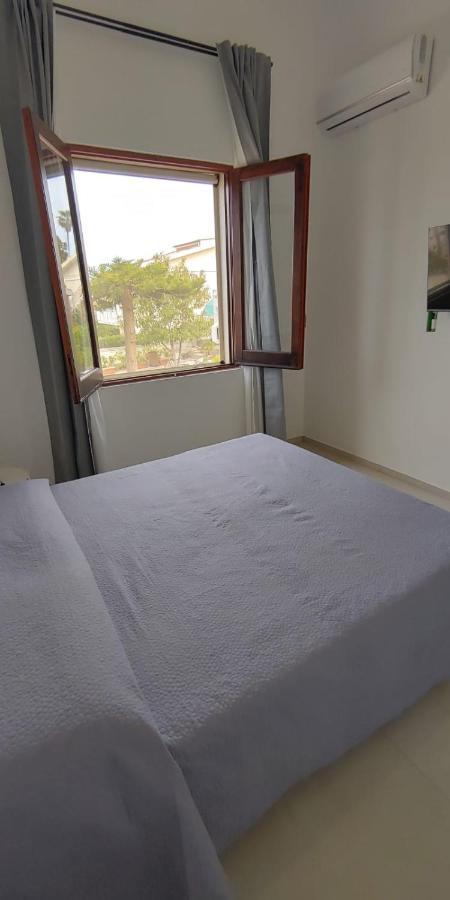 Villa Rita Apartament & Rooms Fontane Bianche Exteriör bild